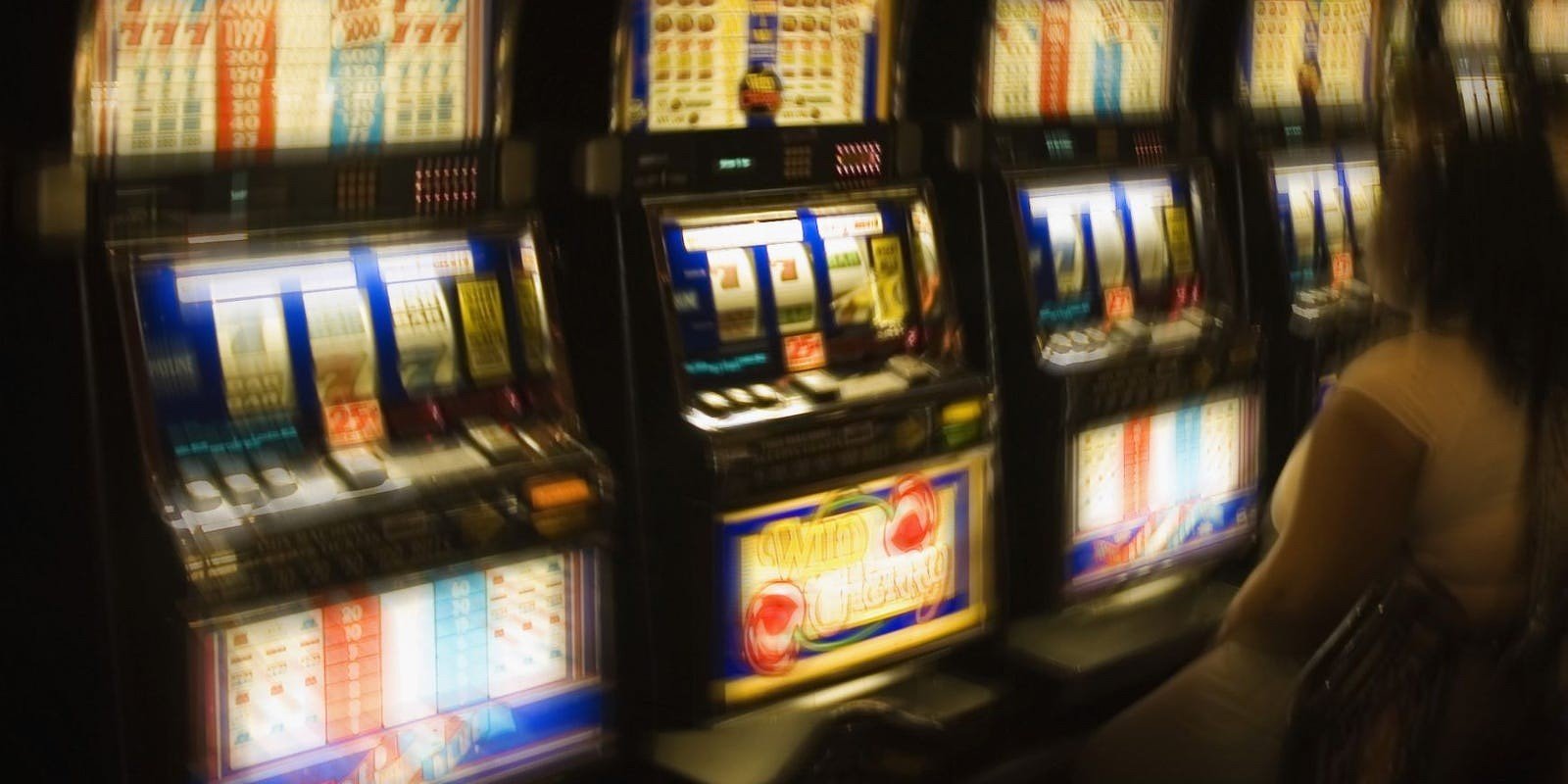 Paud savu viedokli par azartspēļu zālēm Limbažu novadā!